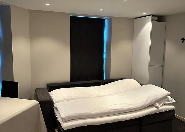 Centrally With Garage And Terrace Lägenhet Ålesund