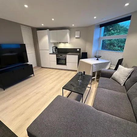 Centrally With Garage And Terrace Ålesund